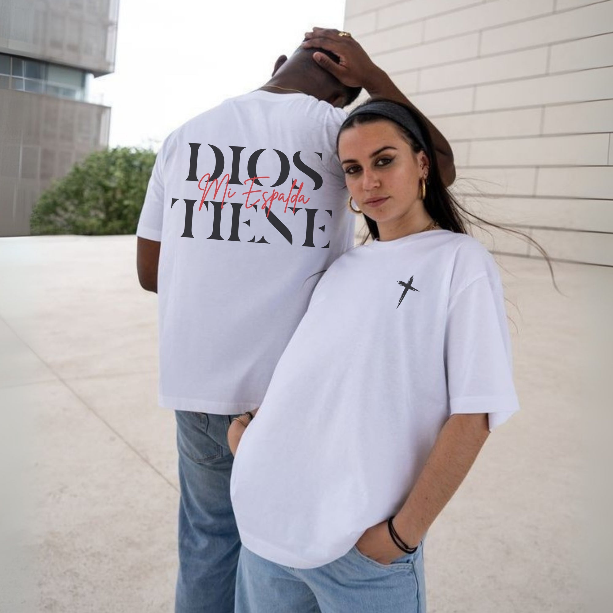 DIOS TIENE MI ESPALDA